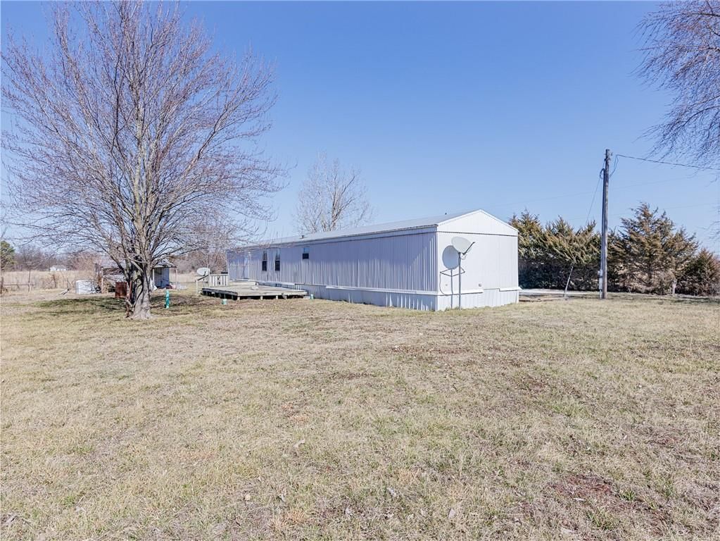 8823 NE OO Highway — photo 43