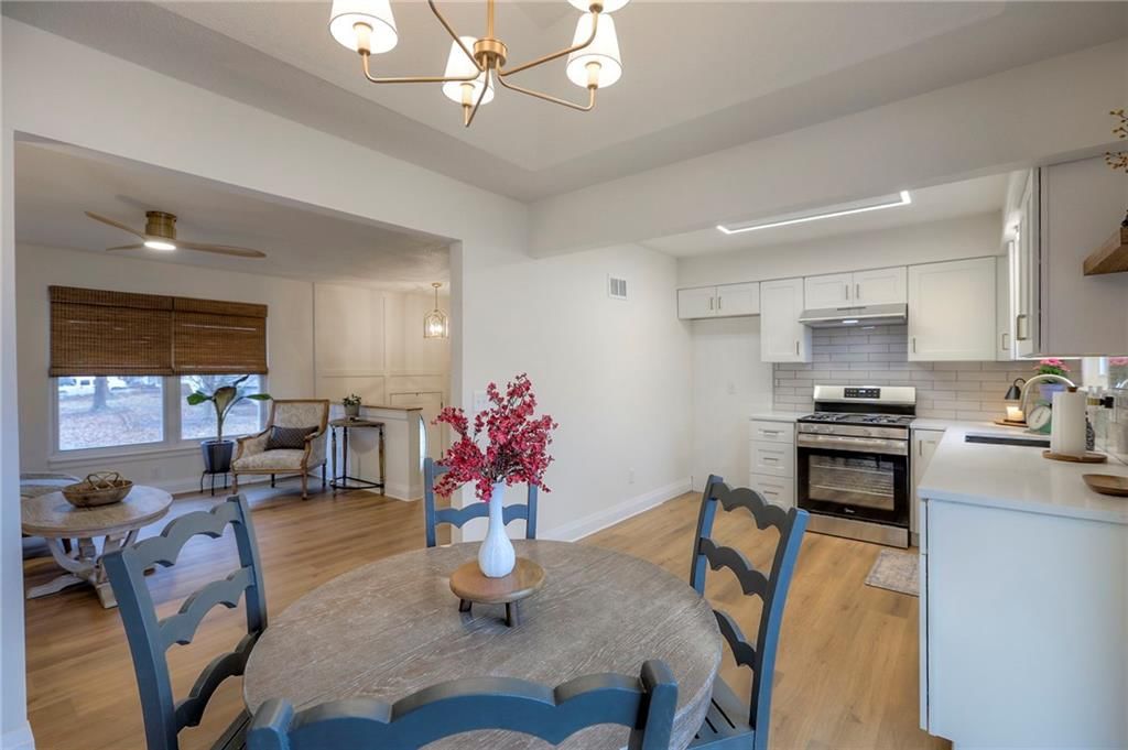 412 Allen Street — photo 7