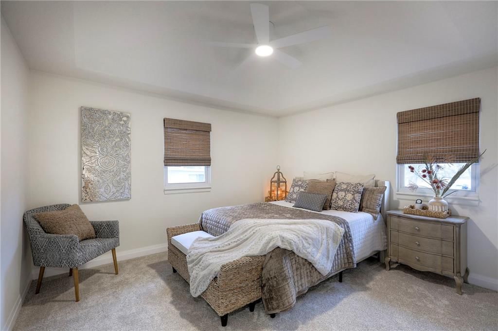 412 Allen Street — photo 12