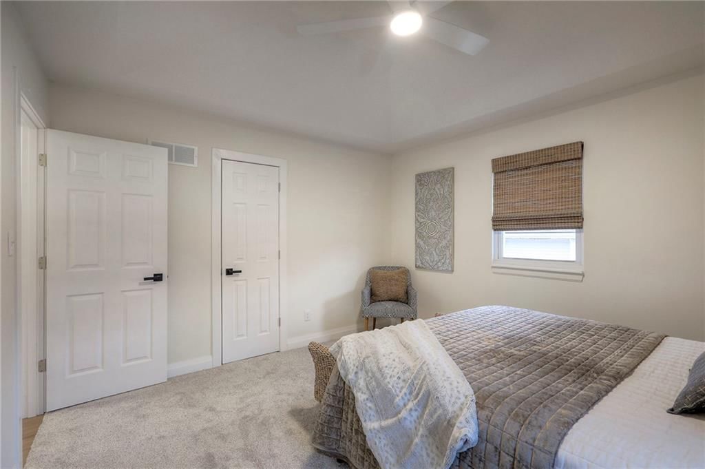 412 Allen Street — photo 13