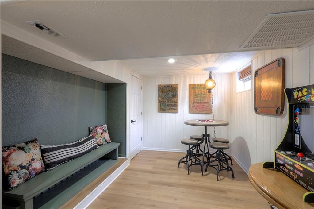 412 Allen Street — photo 19