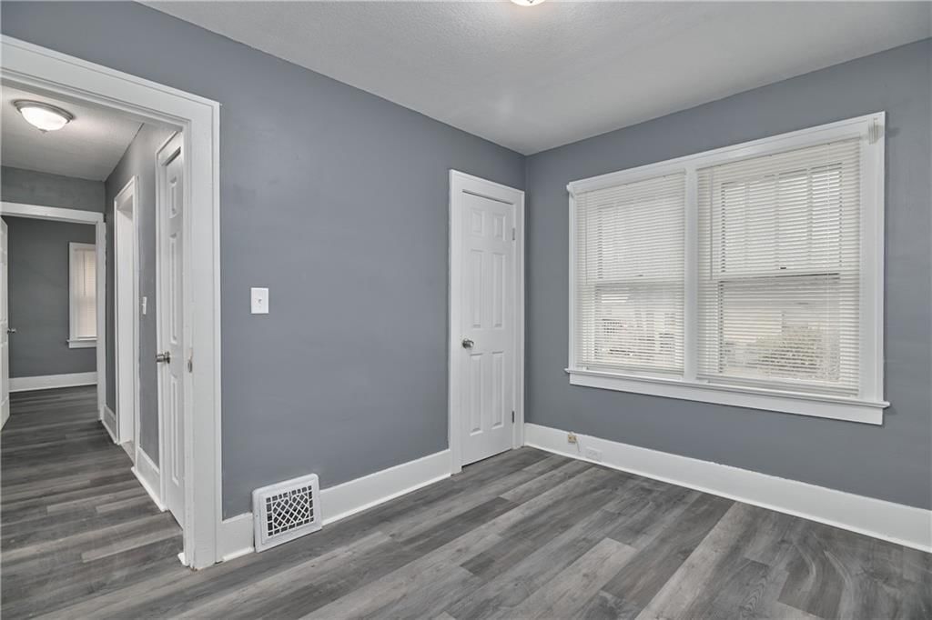 5932 Park Avenue — photo 17