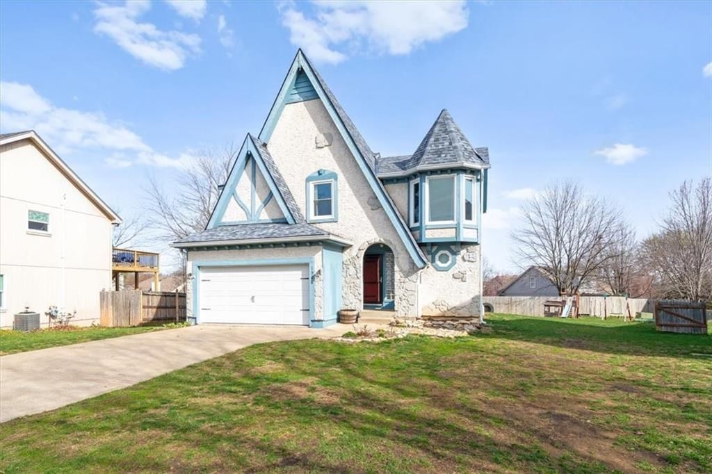1528 W Romany Court — photo 2