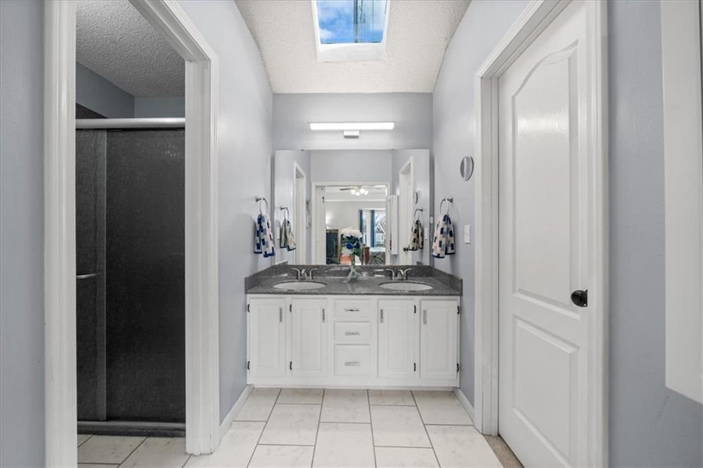 1528 W Romany Court — photo 16