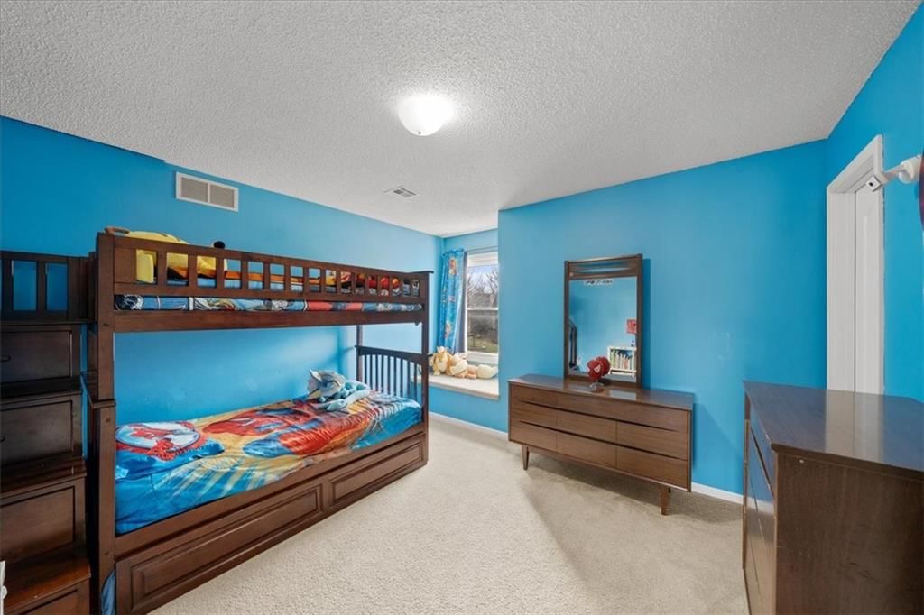 1528 W Romany Court — photo 19