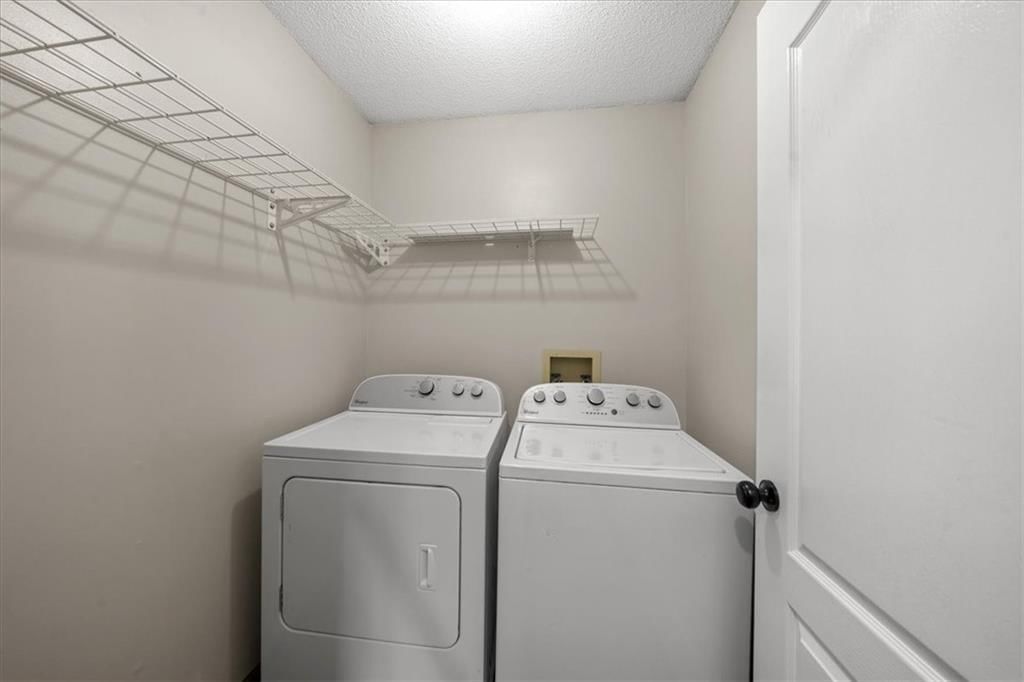 1528 W Romany Court — photo 21