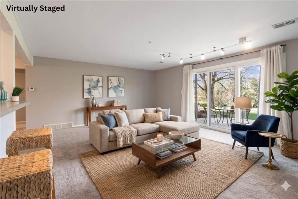 10712 Glenwood Street — photo 8