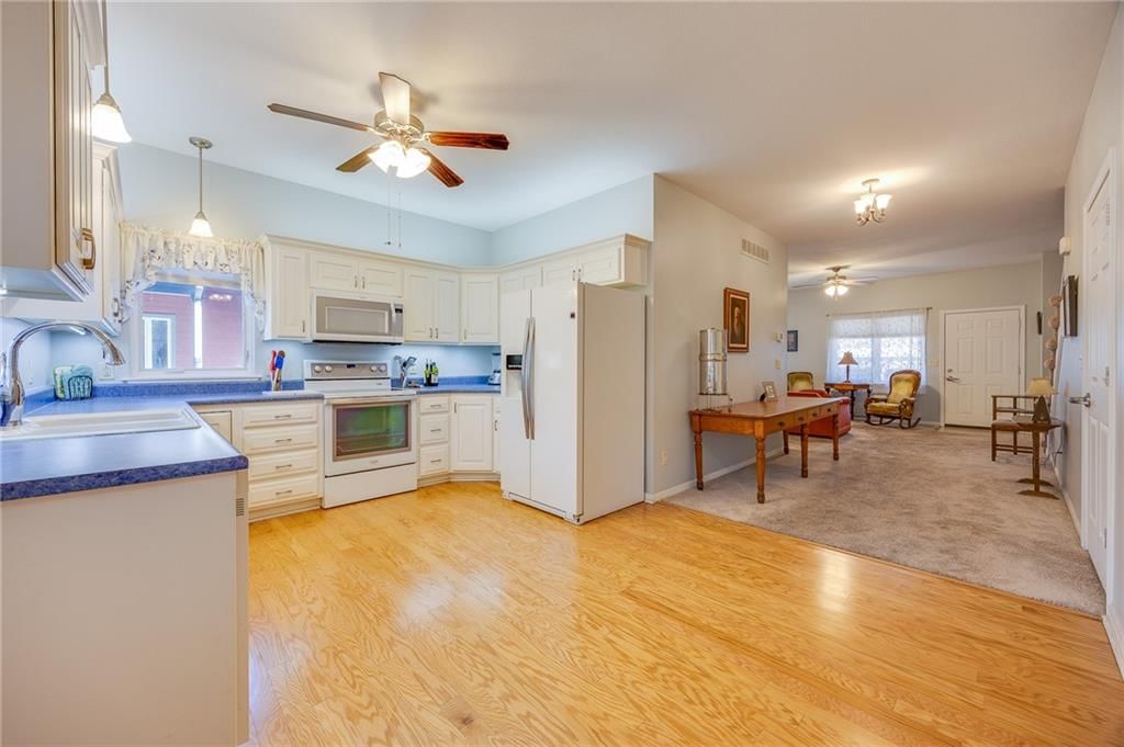1226 Delaware Street — photo 8