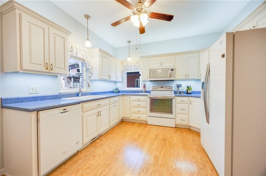 1226 Delaware Street — photo 9
