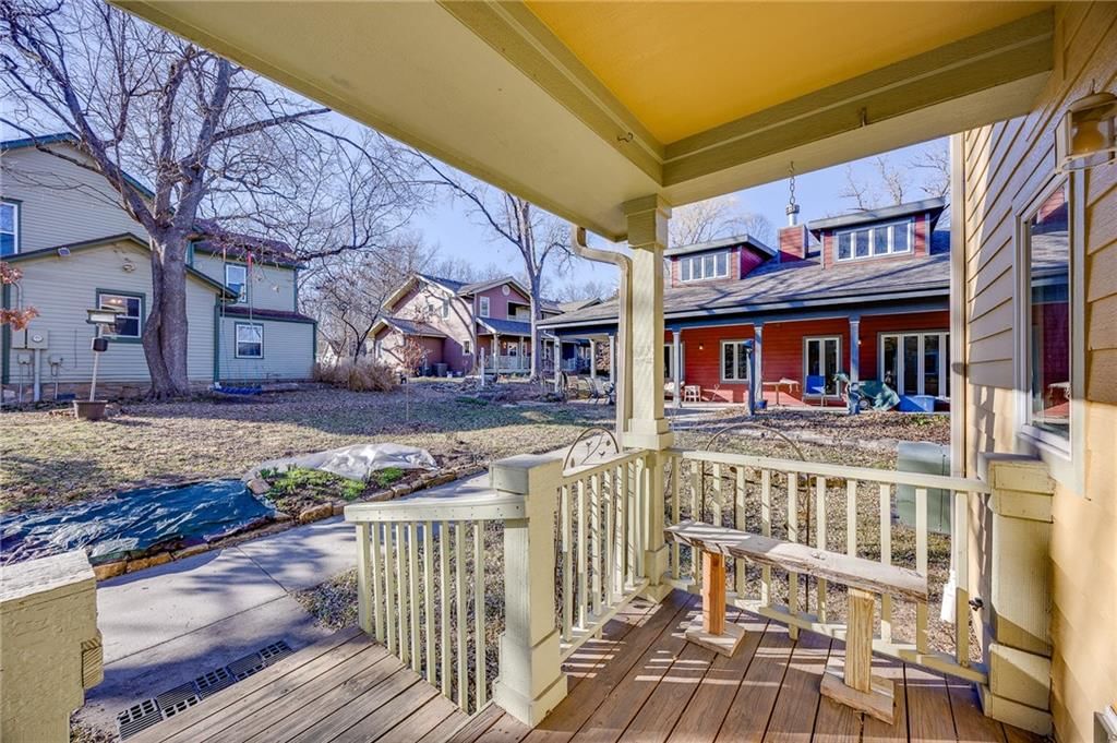 1226 Delaware Street — photo 30