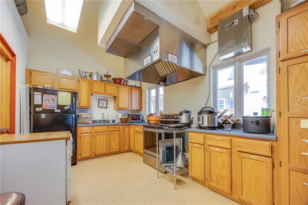 1226 Delaware Street — photo 36