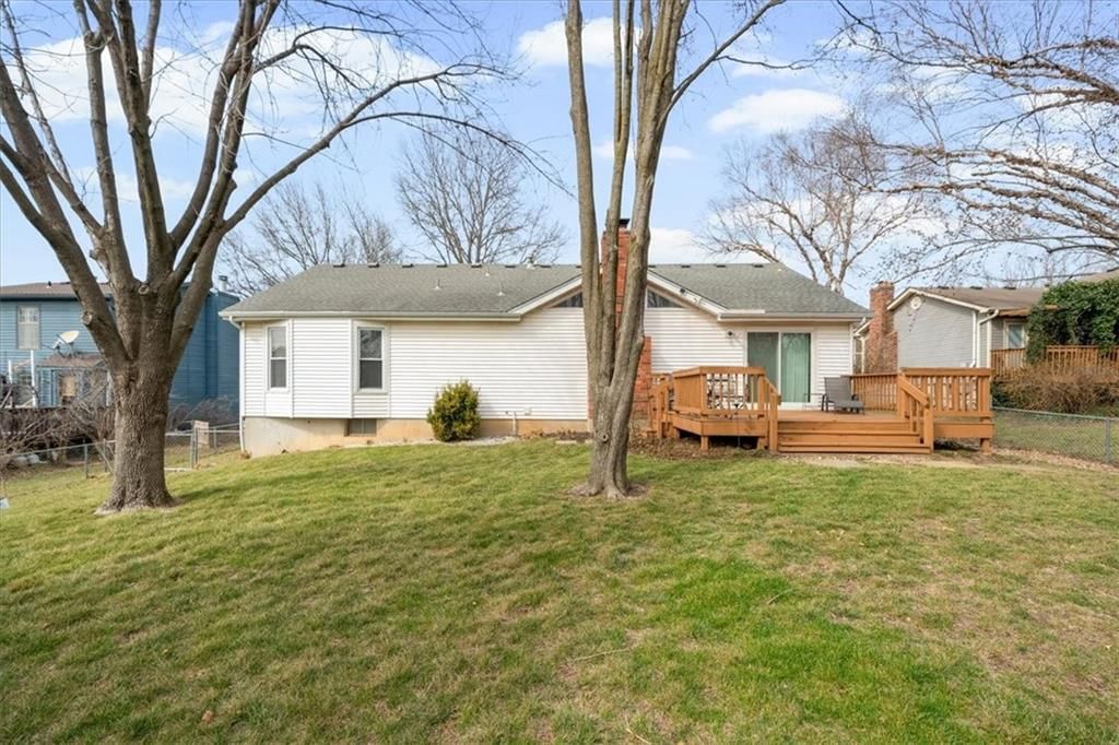 909 E Cothrell Street — photo 21