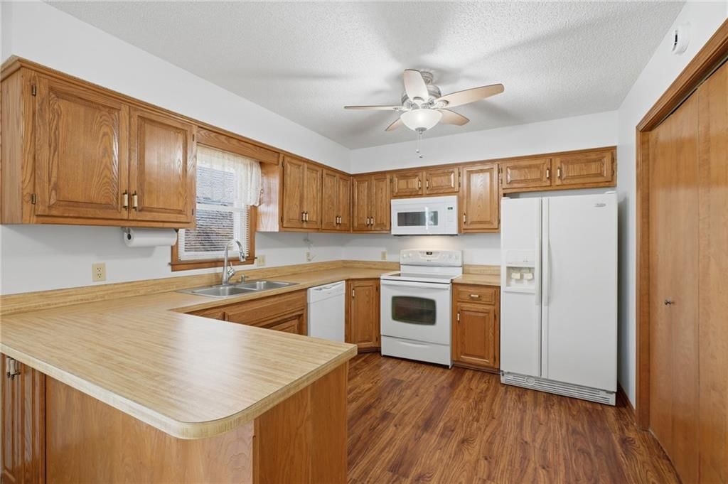 824 Rowell Avenue — photo 5