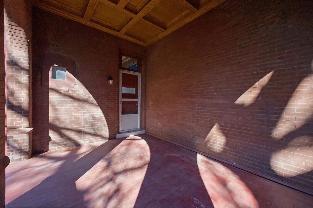 802 Hall Street — photo 5