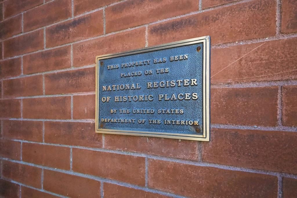 802 Hall Street — photo 16