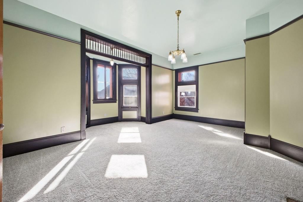 802 Hall Street — photo 62