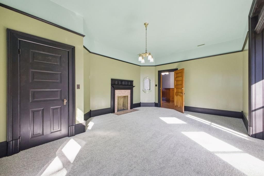 802 Hall Street — photo 65