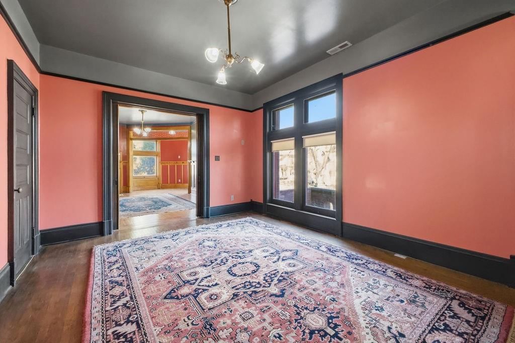 802 Hall Street — photo 72