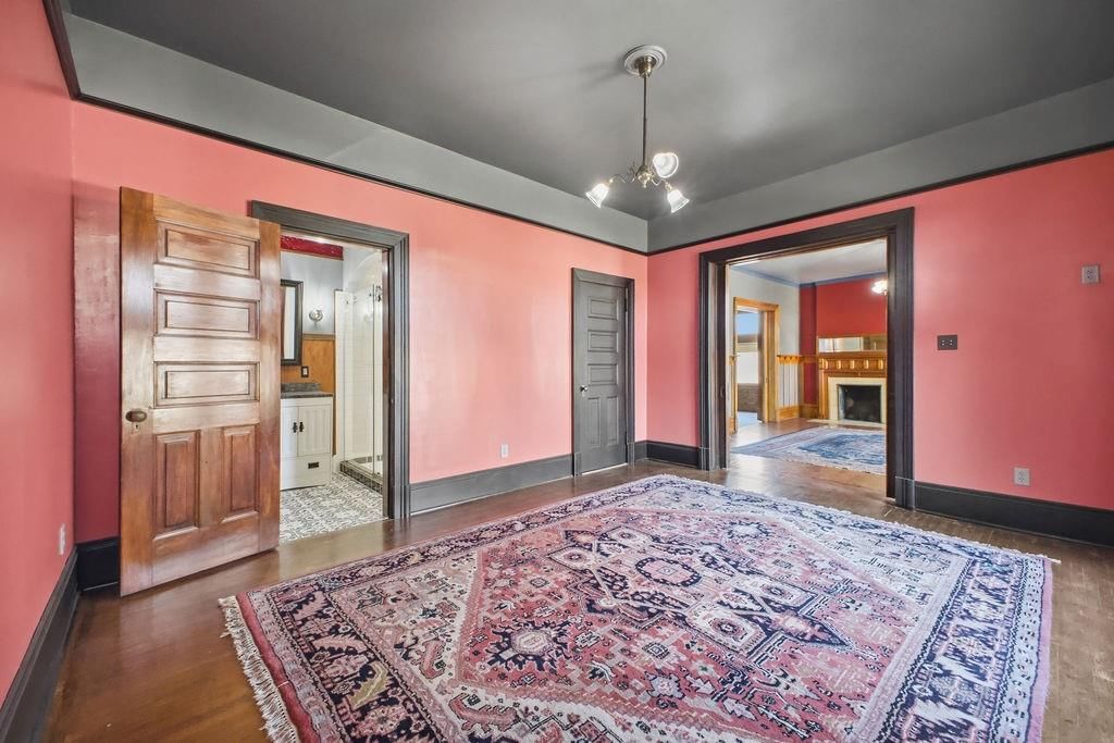 802 Hall Street — photo 73
