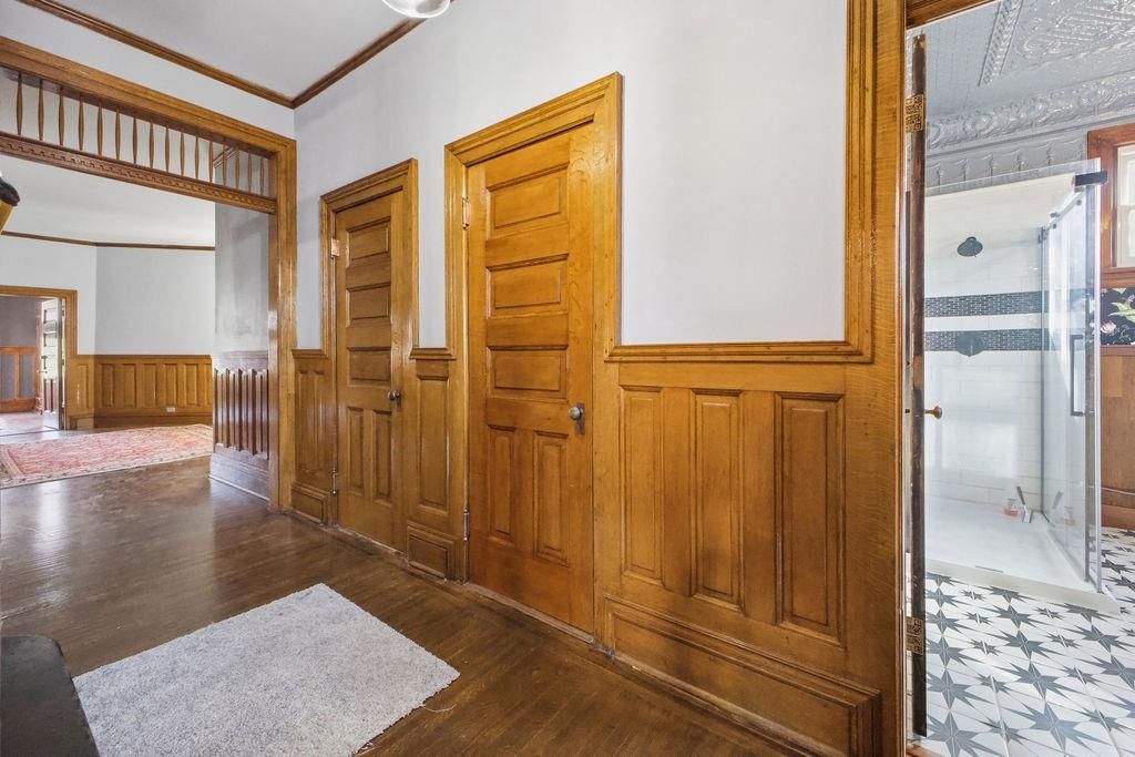 802 Hall Street — photo 82
