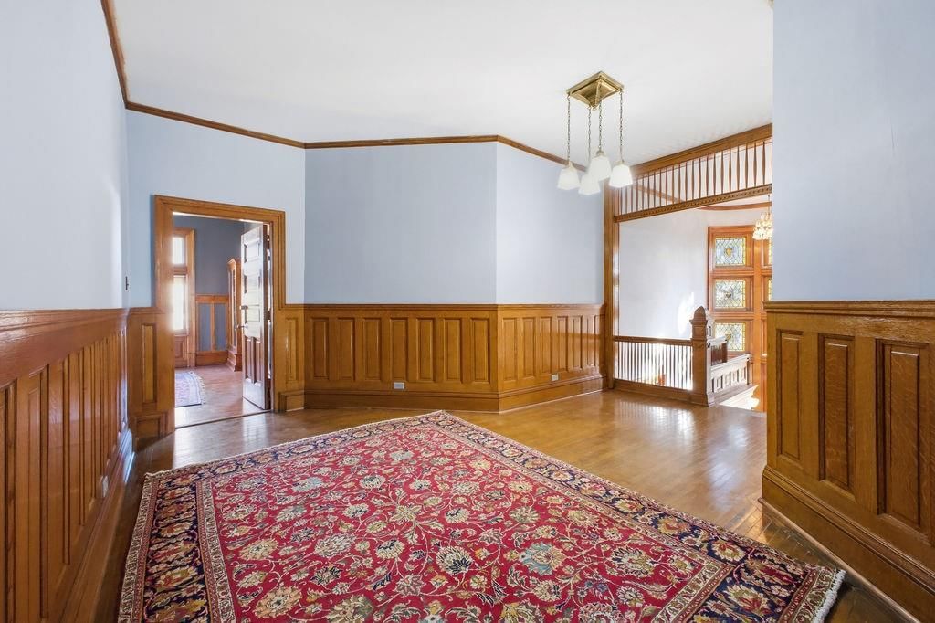802 Hall Street — photo 91