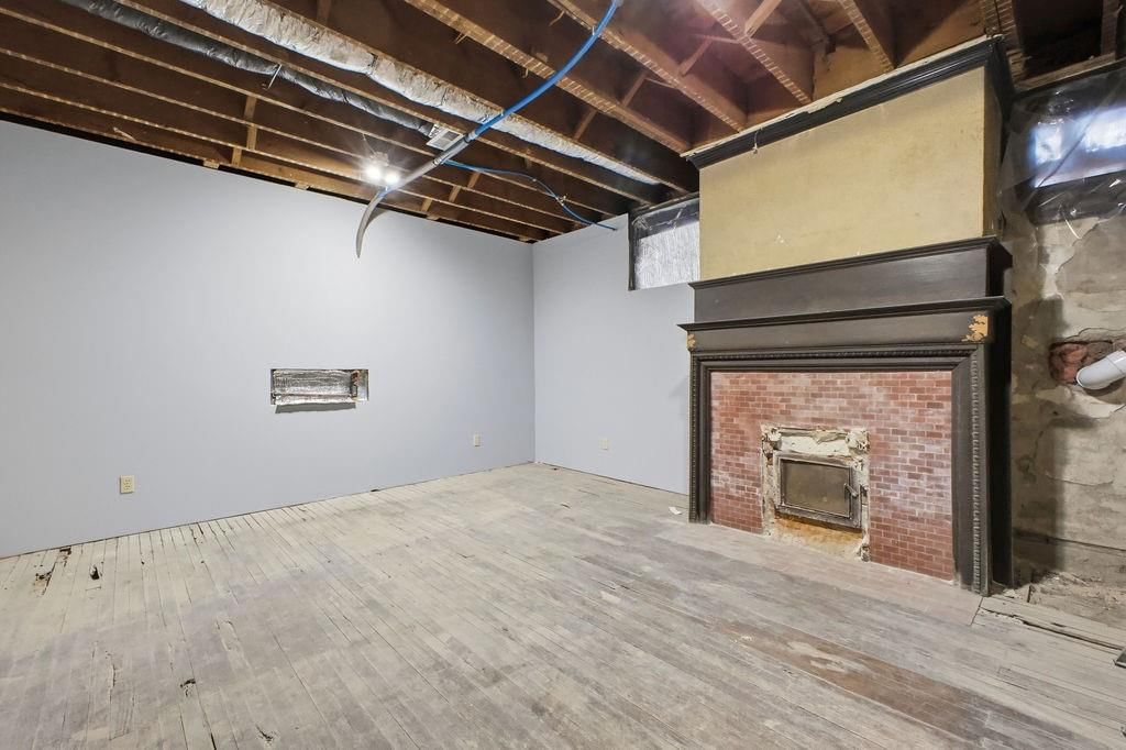 802 Hall Street — photo 93