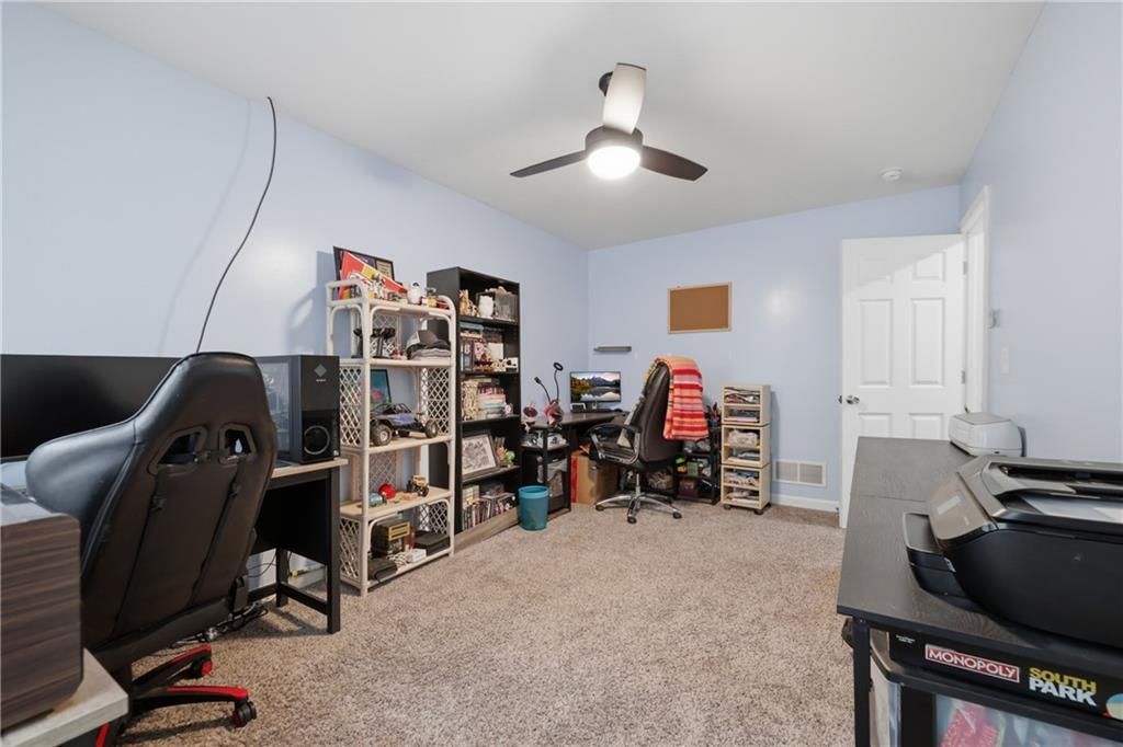 303 W Broadway Street — photo 12