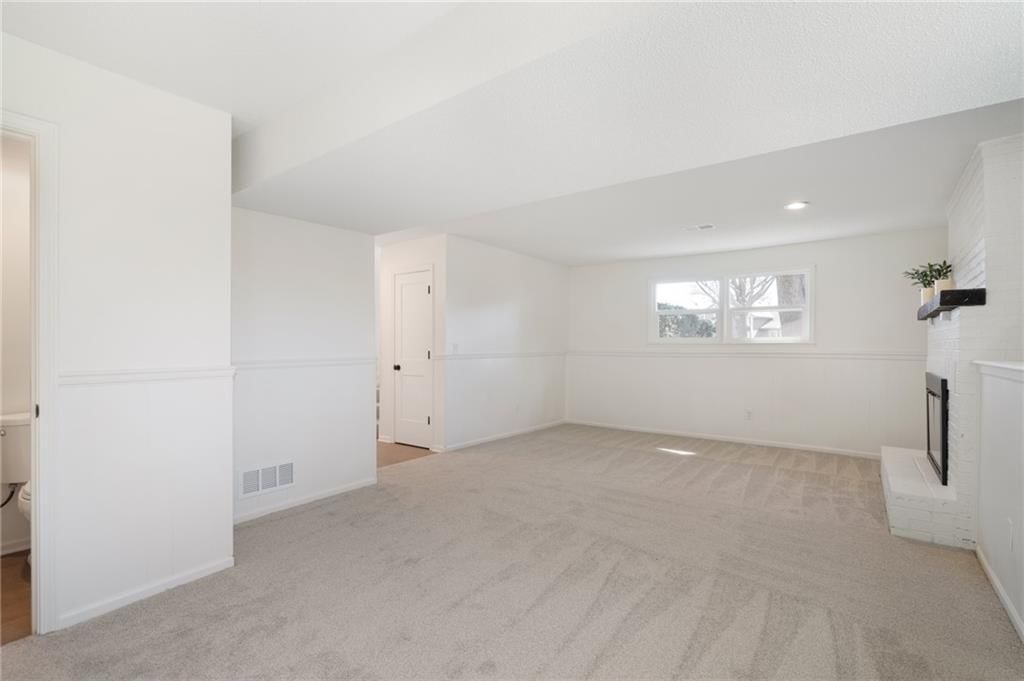16008 W 154th Street — photo 26