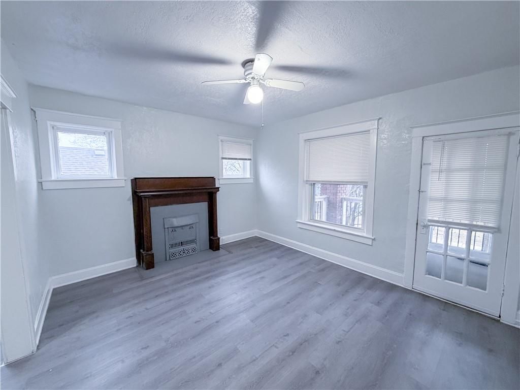3206 E 11 th Street — photo 17
