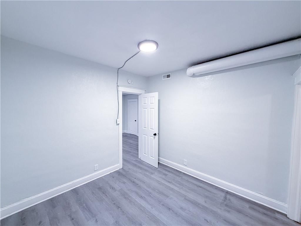 3206 E 11 th Street — photo 21