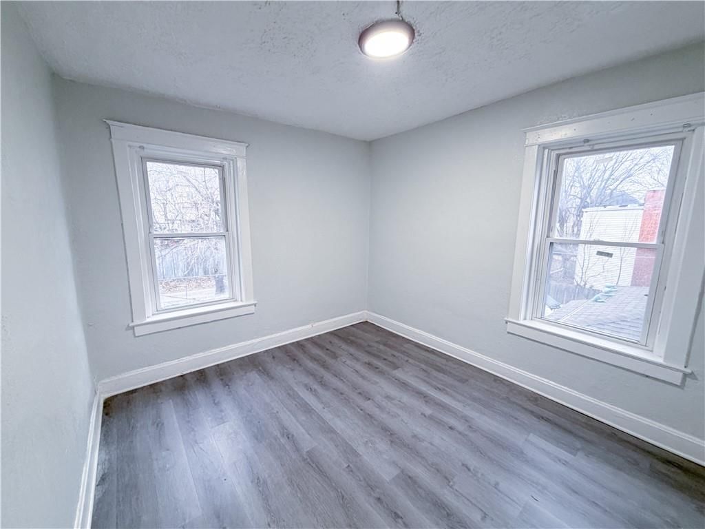 3206 E 11 th Street — photo 25