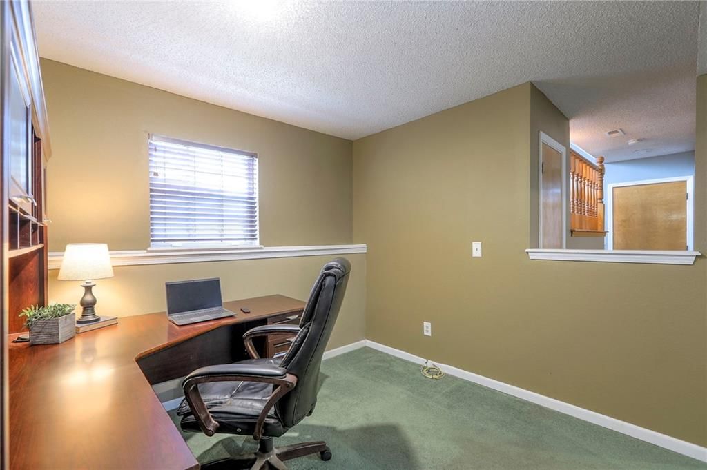 1105 Huntington Lane — photo 30