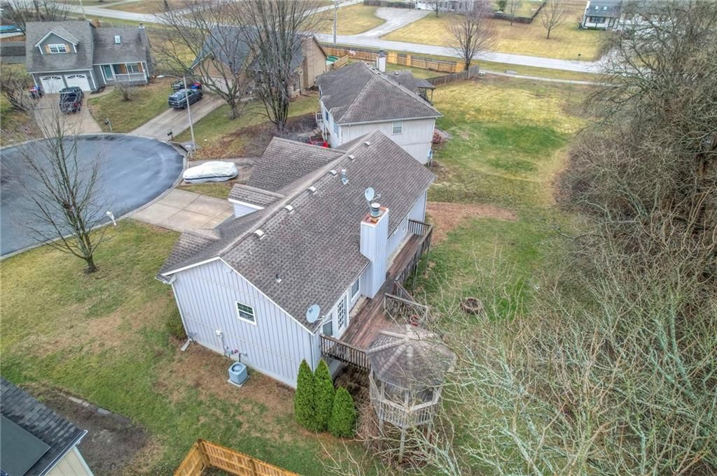 1105 Huntington Lane — photo 42