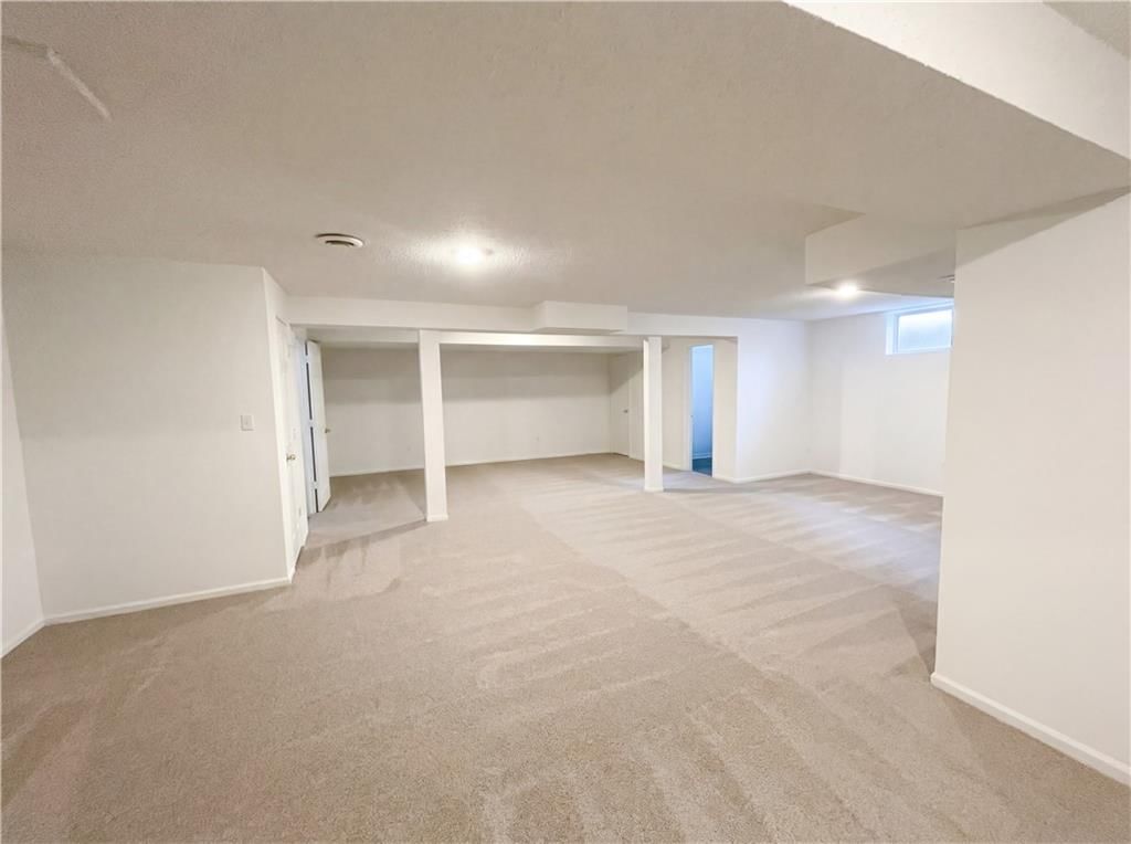 1120 Crossing Drive — photo 16