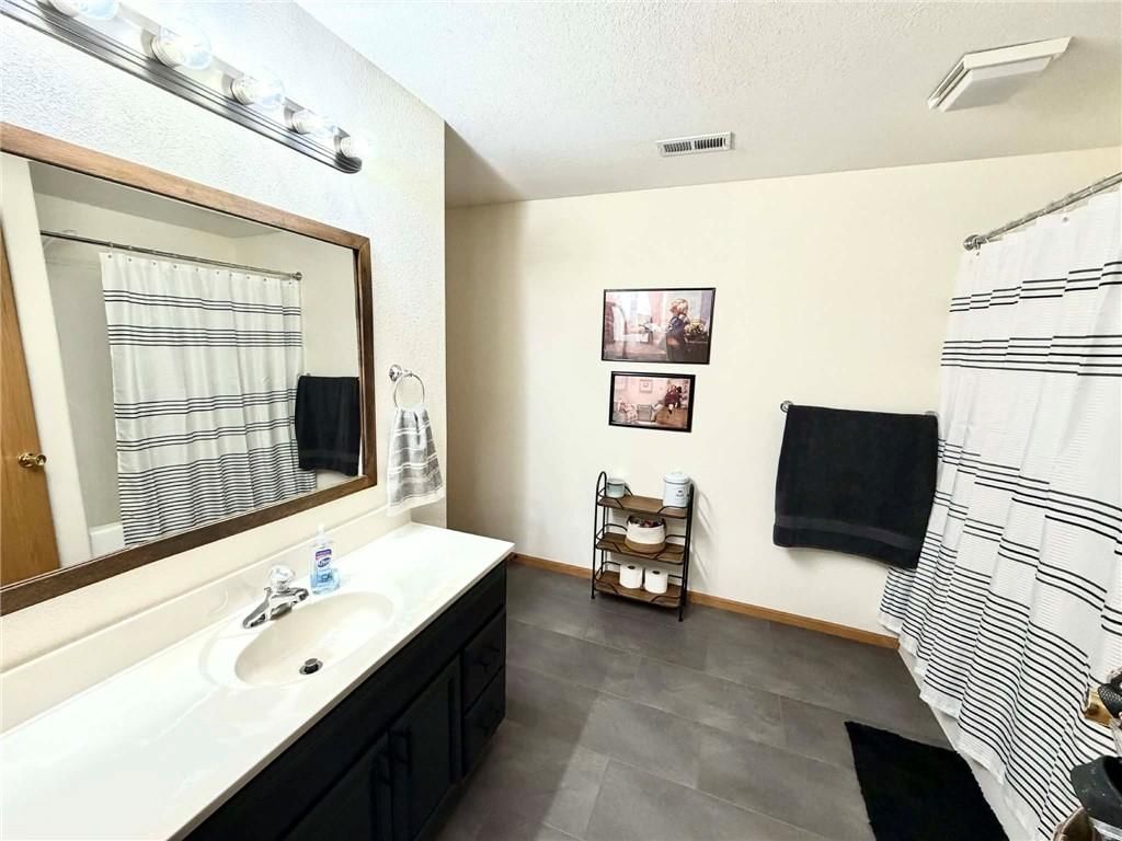 1801 N Alco Avenue — photo 21