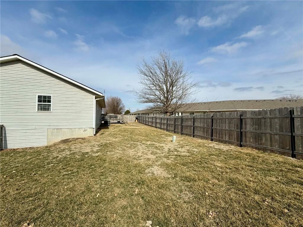 1801 N Alco Avenue — photo 32