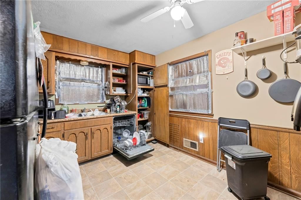 5400 Ditzler Avenue — photo 24