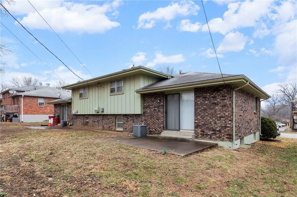 5400 Ditzler Avenue — photo 33