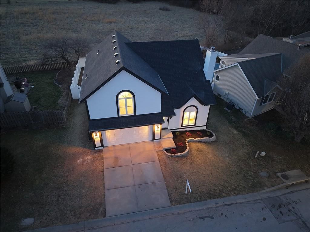12602 Fountain Lake Drive — photo 3