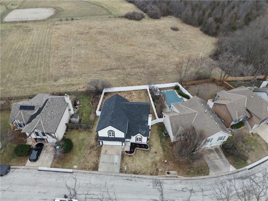 12602 Fountain Lake Drive — photo 4