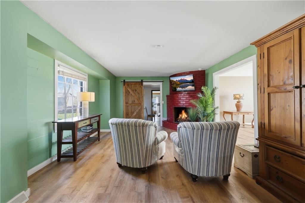 806 Galveston Drive — photo 9