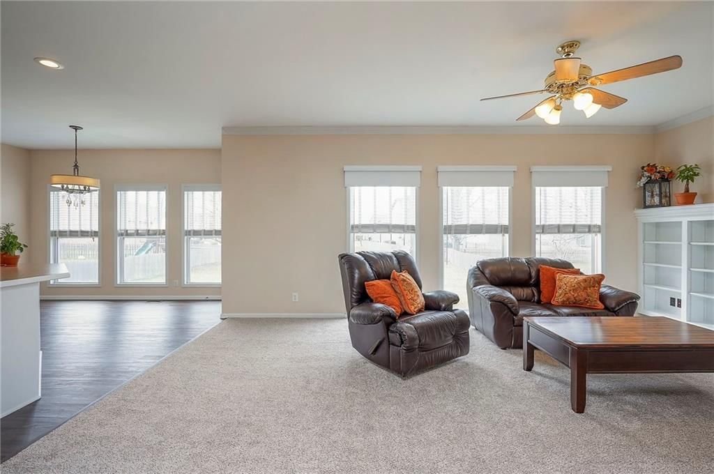 16322 S CHESTER Street — photo 7