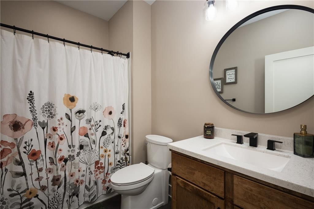 27421 E Blue Mills Road — photo 32