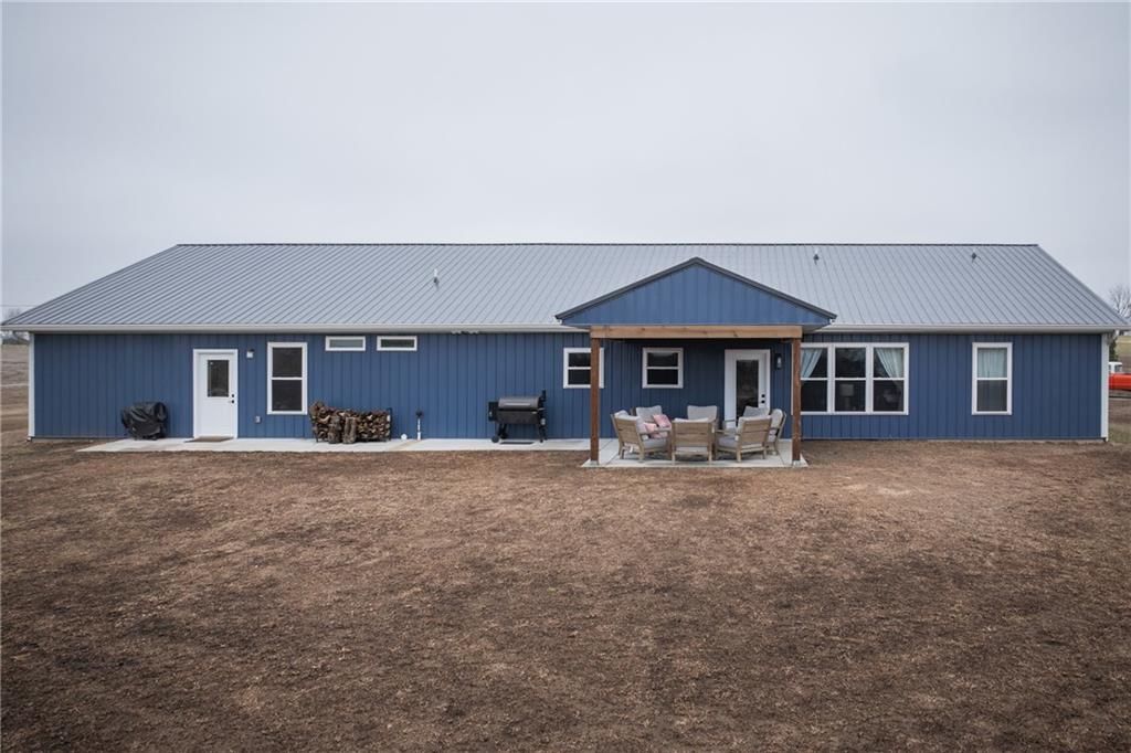 27421 E Blue Mills Road — photo 39