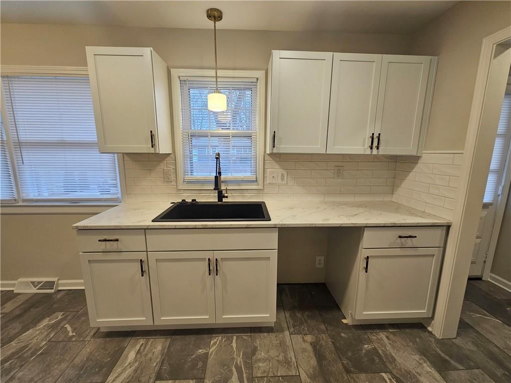 109 SW Walnut Street — photo 4