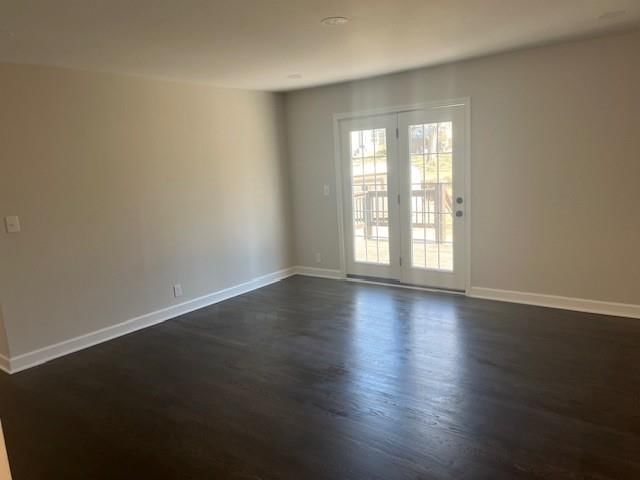 109 SW Walnut Street — photo 6