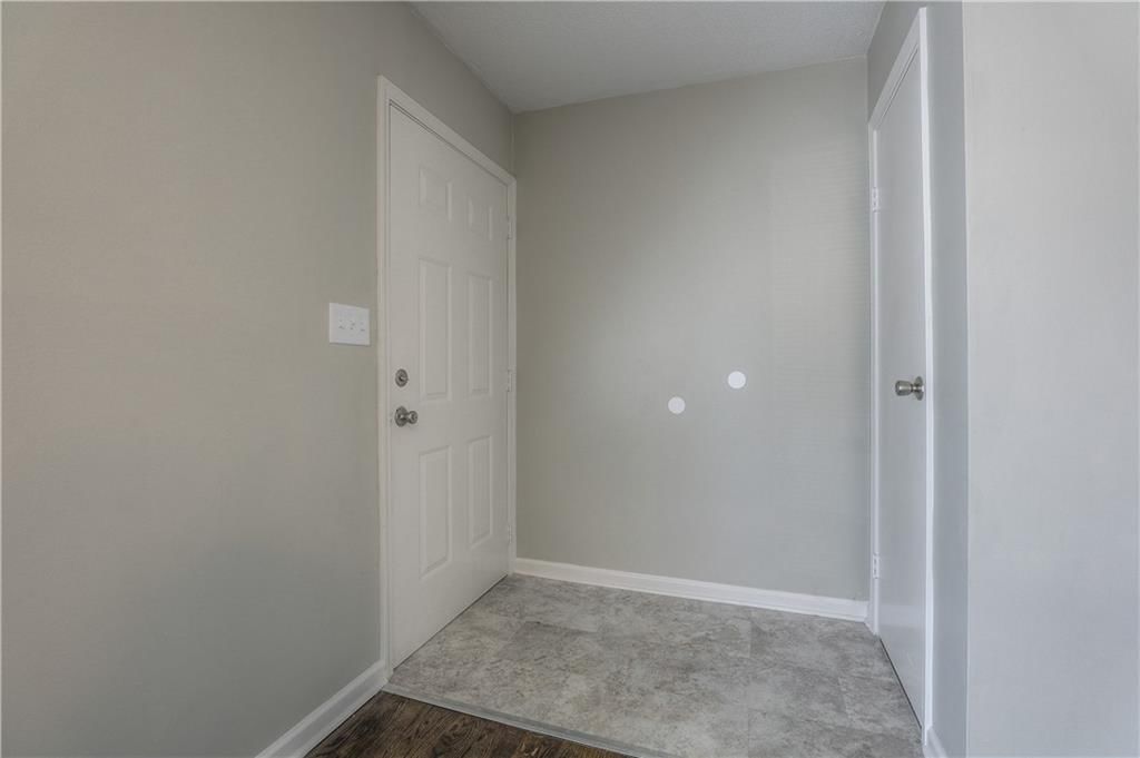 1 Walnut Street — photo 11