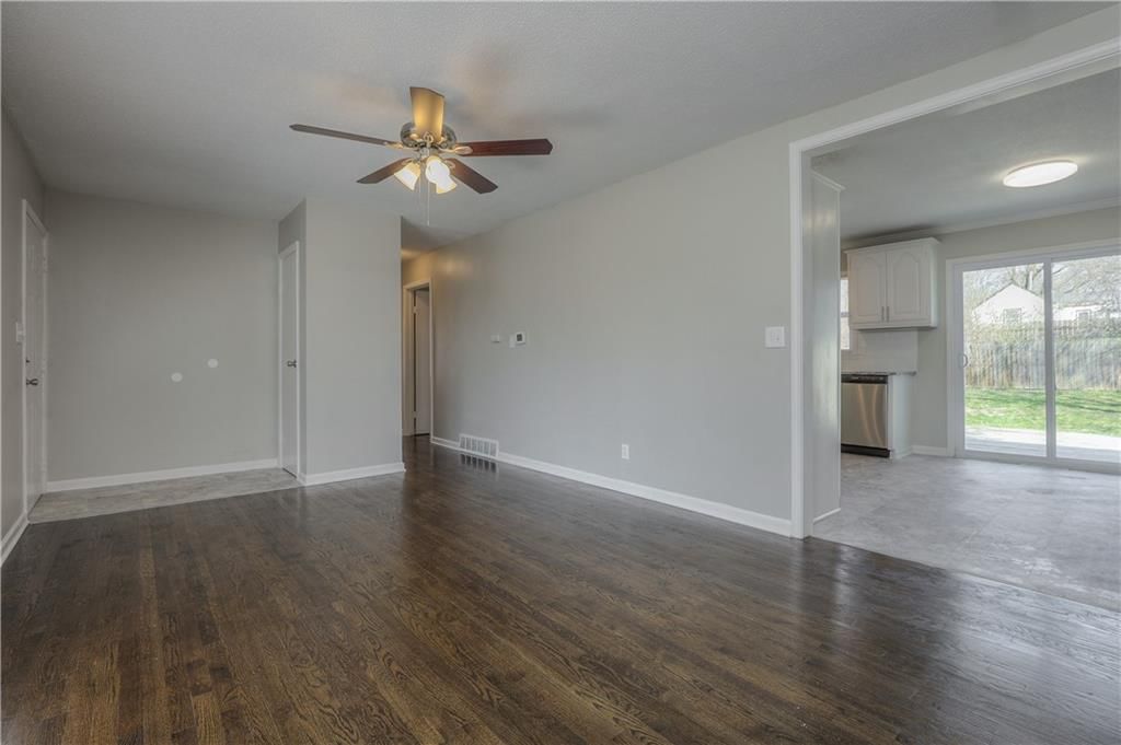 1 Walnut Street — photo 14