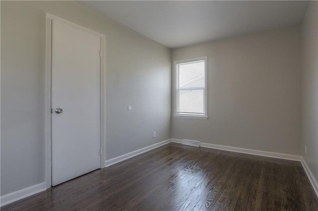 1 Walnut Street — photo 36