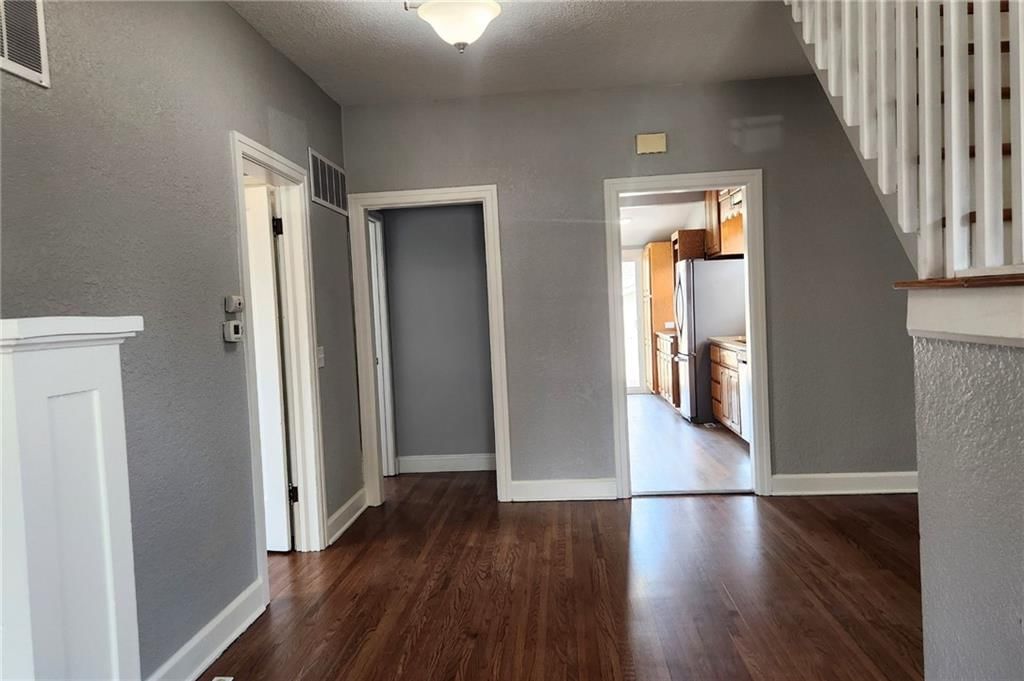 208 Main Street — photo 8